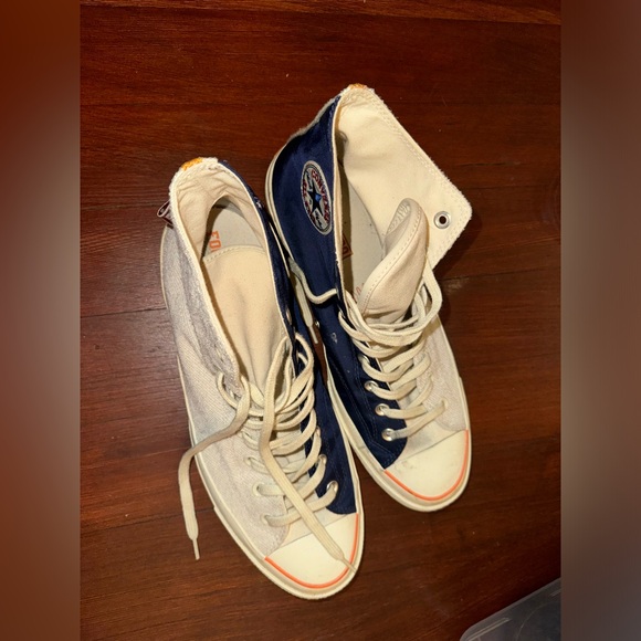 Converse High-Tops All Star in Blue and Cream - Picture 5 of 15